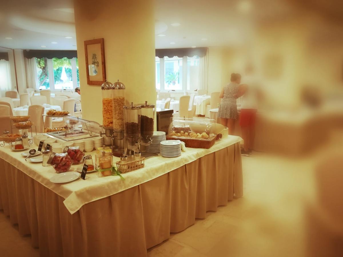 Hotel Villa Serena Castellammare di Stabia Buitenkant foto